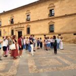 Úbeda: Tour centro histórico Patrimonio Mundial con entradas - Exploring Úbeda’s Iconic Squares: Plaza Primero de Mayo and Plaza del Ayuntamiento