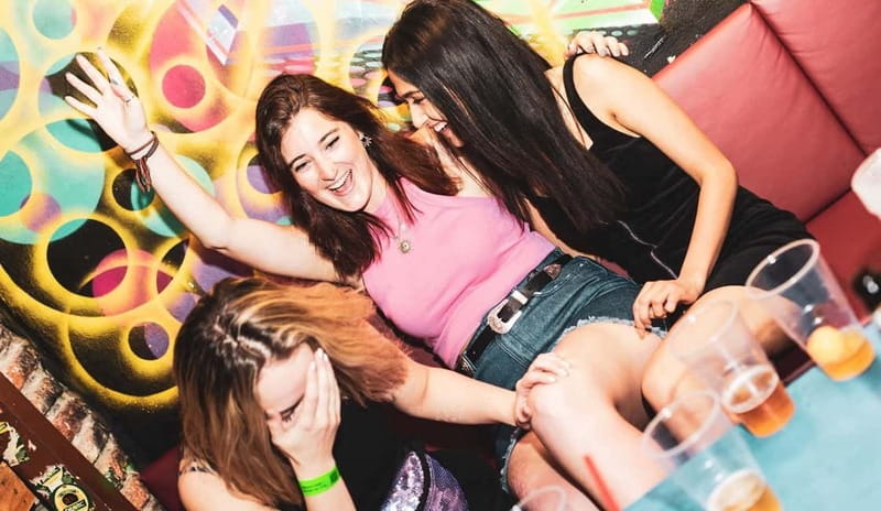 Ultimate Unlimited Beer Pong with Czech Beer - How the Unlimited Beer Pong Experience Works