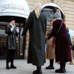 Unique Guided Walking Tour of Parisian Women in Fashion - Exploring the Golden Triangle of Parisian Haute Couture