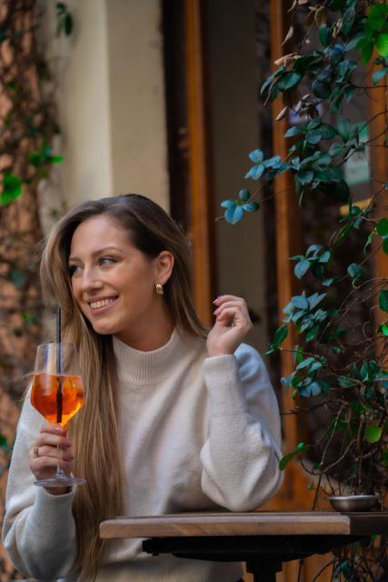 Unique Photoshoot in Rome - Starting Your Photoshoot at Caffè Roma Near the Colosseum