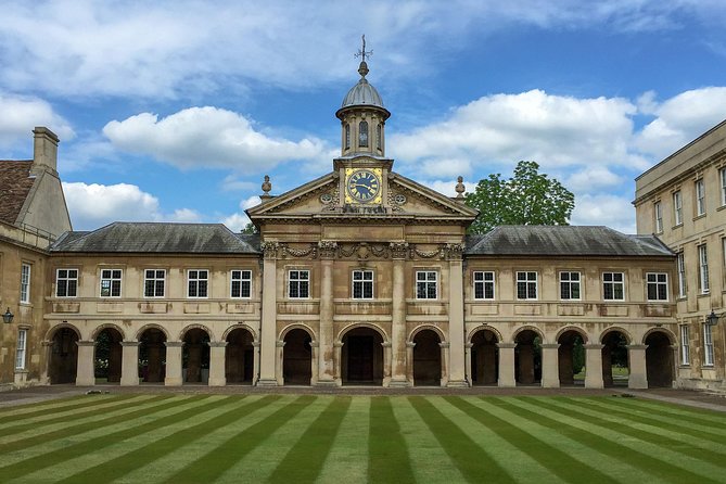 University Walking Tour - Exploring Cambridge’s River and Magdalene Bridge