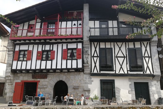Unspoiled FRENCH BASQUE COUNTRYSIDE - Private Cultural Adeventure - Tasting the Famous Espelette Chilis and Local Cuisine