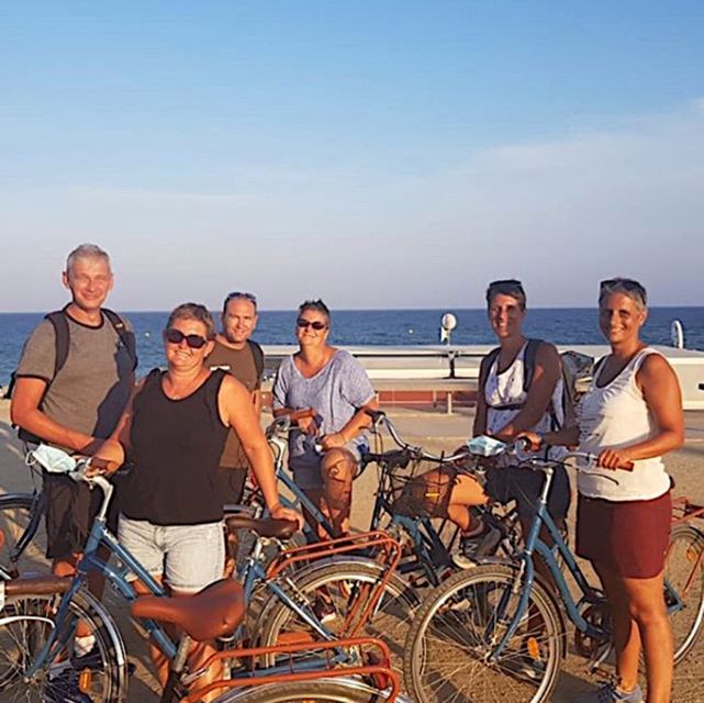 Unusual Barcelona Bike Tour in French - The Guide: A Wealth of Local Knowledge