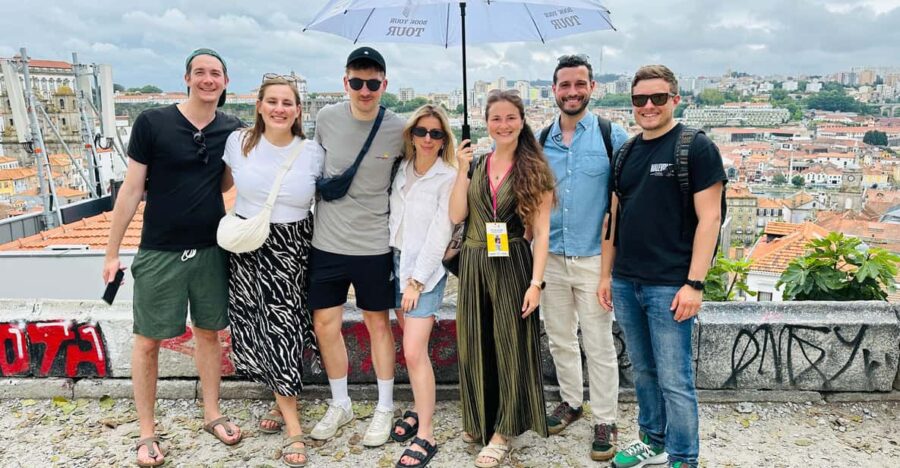 Unveiled Secrets of Porto + Olive Oil Tasting - Visiting the Historic Igreja da Lapa and the Lapa Brotherhood