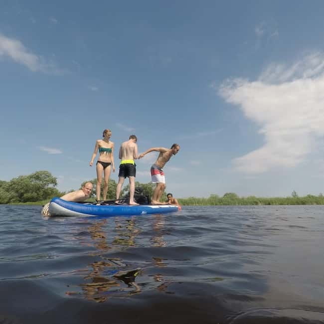 Uppsala: SUP Board Rental with Life Jacket and Paddle - The Convenience of Flexible Pick-up and Return
