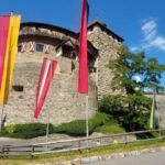 Vaduz on foot: guided visit of the alpine capital of Liechtenstein - Photo Stop at the Liechtenstein Center