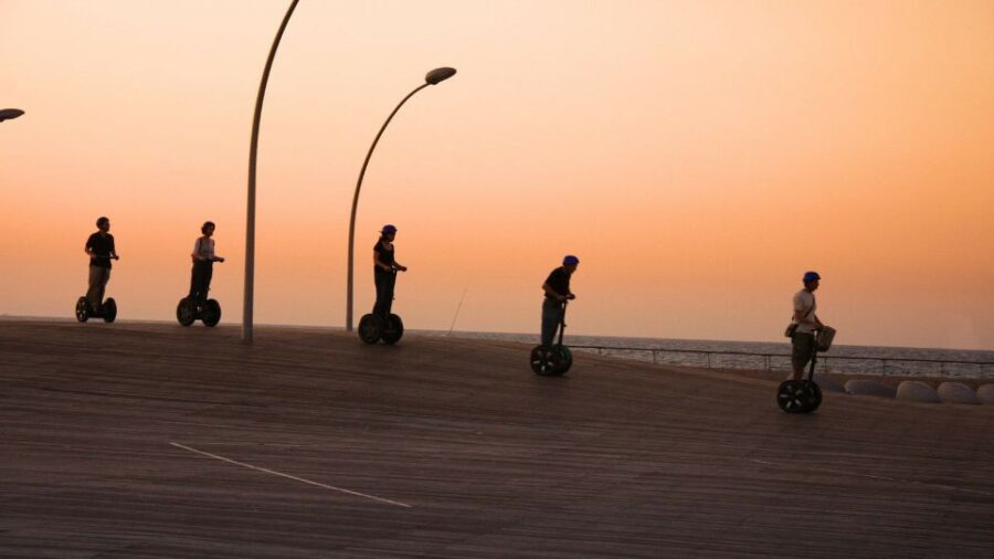 Valencia: 1 Hour Segway Tour at Night - The Magic of Valencia’s Nighttime Illumination