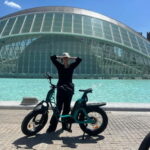 Valencia: FAT BIKE YAMAHA E-Bike Rental Experience - Starting Point in Valencia: ValenciaInBike on Calle Cuba 24