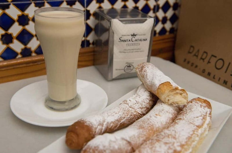 Valencia: Food Tour with Tapas & Drinks - Exploring Valencia’s Market: Mercat Central