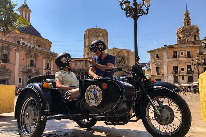Valencia Highlights on a Vintage Sidecar with local driver - Discover Valencia’s Historic Old Town and Modern Landmarks