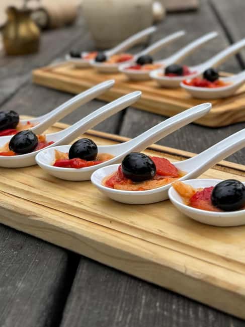 Valencia Old Town flavour walk: tapas & drinks by local - Tasting Valencia’s Best with Local Food and Drinks