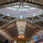 Valencia Walking Tour - FR & EN - Street Art, Old Town, Central Market - Exploring Valencia’s Historic Heart: Plaza de la Virgen and Plaza de la Reina