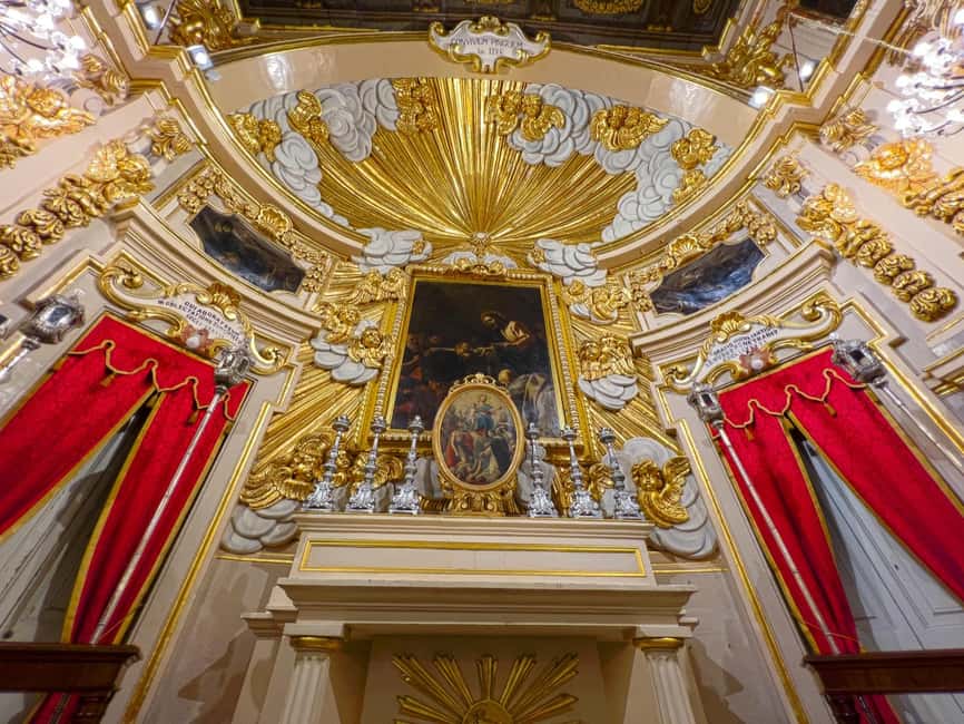 Valletta Combo: Mysterium Fidei and Black Friars Tickets - Voice and Style of the Tour Guides