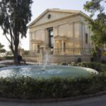 Valletta: Food and Culture Private Tour - Tasting Malta’s Traditional Dishes: Pastizzi and Rabbit