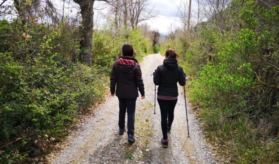 Valnerina: Nordic walking with a guide - Starting Point at Sibillini Mountains National Park in Norcia
