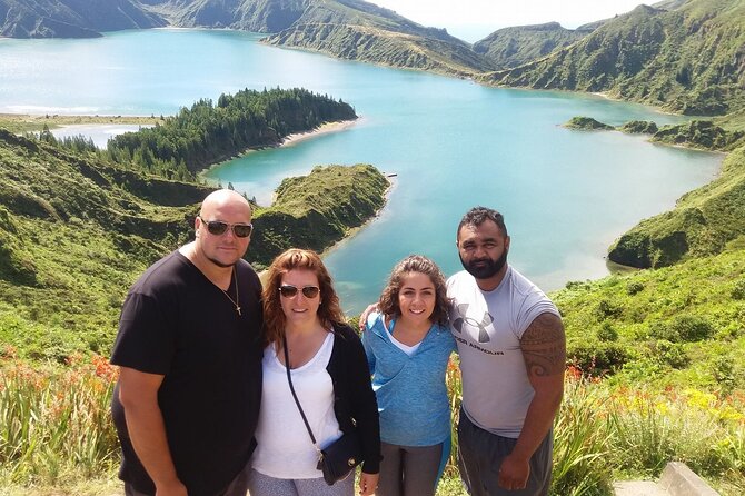 Van Laketour Sete Cidades / Lagoa do Fogo Full Day w/lunch (Shared) - Visiting the Lagoa do Fogo Crater Lake