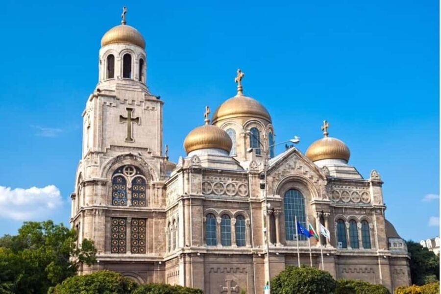 Varna: Private Custom Walking Tour with a Local Guide - Visiting Varna’s Iconic Landmarks and Hidden Gems