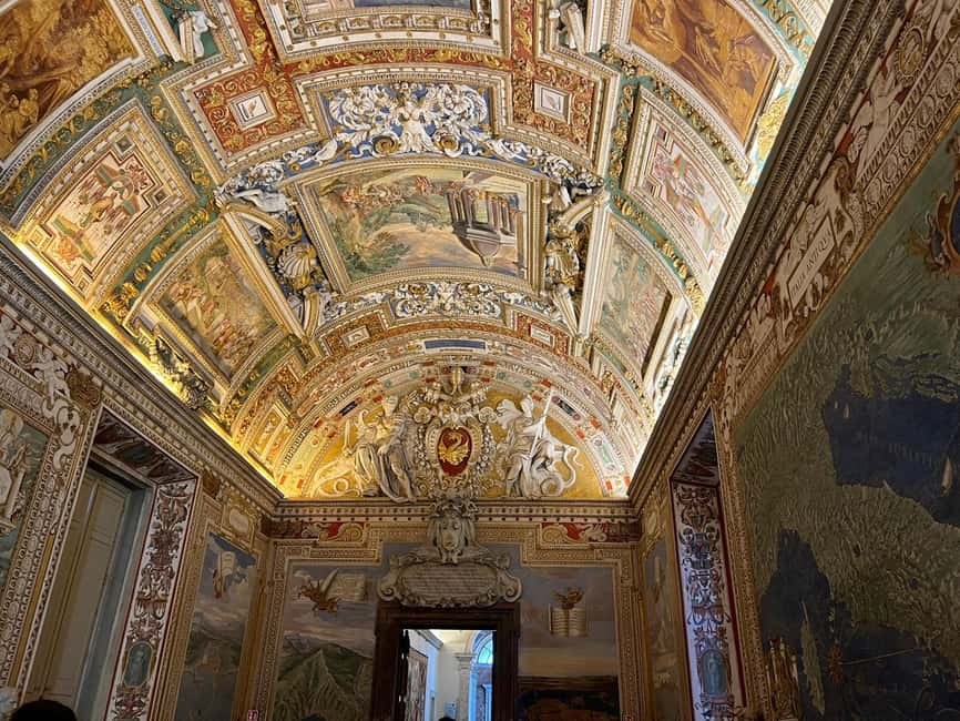 Vatican Museum & Sistine Chapel with Option Selected - Starting Point and Meeting Instructions