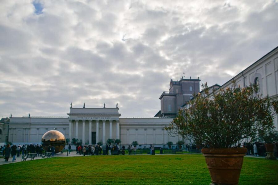 Vatican Museums Skip-the-Line Ticket with Host & Audio Guide - Inside the Vatican Museums: Self-Guided but Well-Prepared