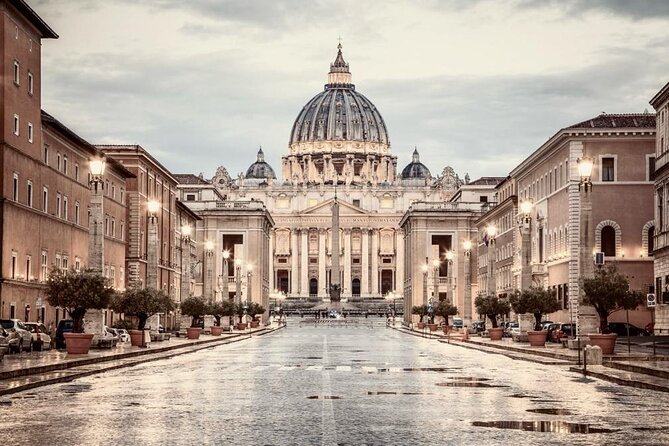 Vatican Museums & St. Peter's Basilica guided tour - Exploring the Magnificence of St. Peter’s Basilica