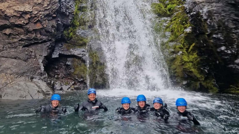Vatnajökull: Canyoning Adventure with Ice Guardians - Starting Point and Duration Details