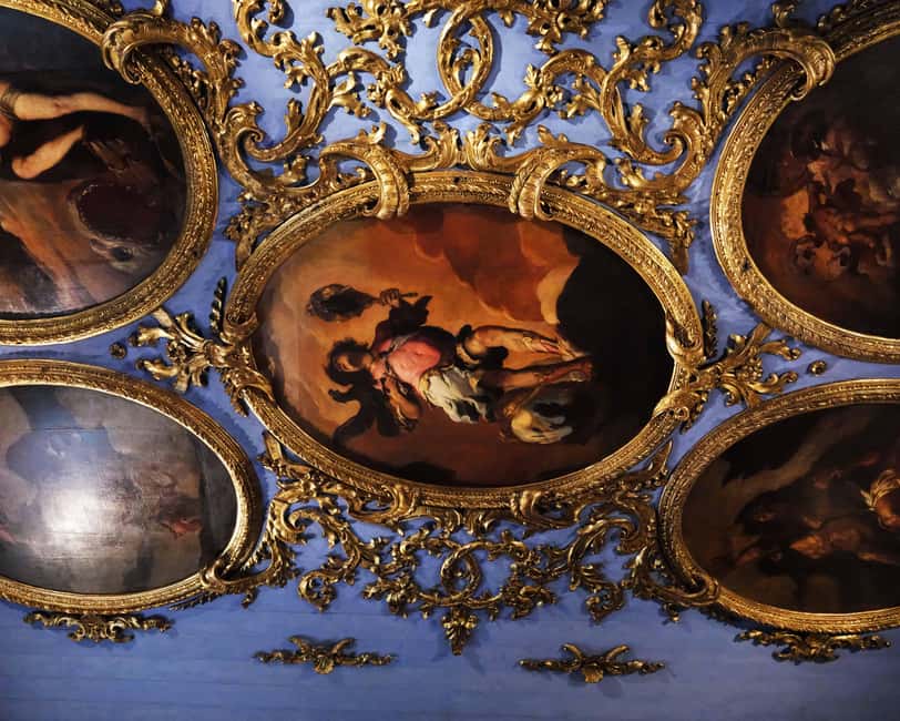 Venice: 1700 Grand Canal Palace Insight & Casanova's Allure - Exploring Ca’ Rezzonico on the Grand Canal