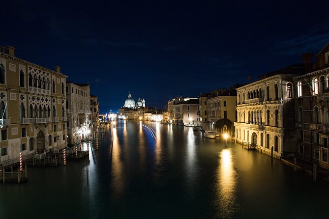 Venice at Sunset: Crimes, Legends and Mysteries - Starting at Campo San Polo in Venice