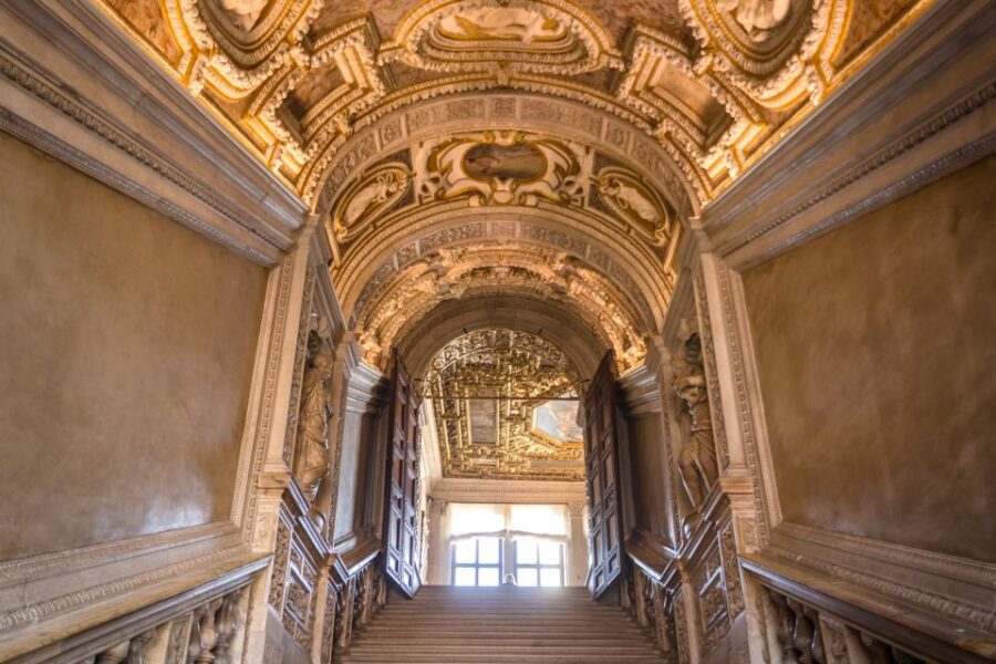 Venice: Doge's Palace Skip-the-Line Ticket with Guidebook - Unique Access to the Bridge of Sighs and Prison Cells