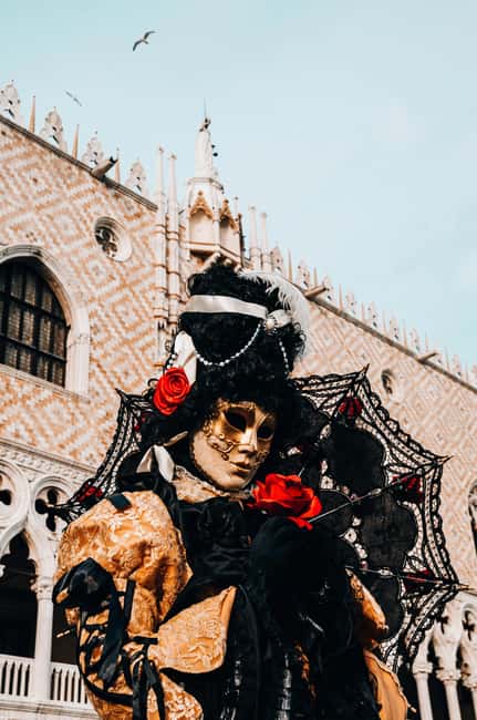 Venice: History Tour of Doge's Palace and Casanova's Prison - Starting Point at San Zaccaria