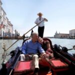 Venice: Off the Beaten Path Private Gondola Ride - Inside the Gondola: An Intimate and Knowledgeable Experience