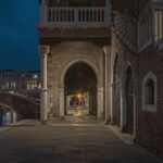 Venice: Private After Dark Tour and Gondola Ride - Exploring Venices Eerie Past at Campo Santi Giovanni e Paolo