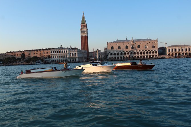 Venice Shared Arrival Transfer: Marittima Cruise Port to Central Venice - The Experience of Crossing the Venetian Lagoon