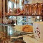 Venice: Traditional Cafés and Pastry Shops Walking Tour - Exploring Venice’s Neighborhoods on Foot