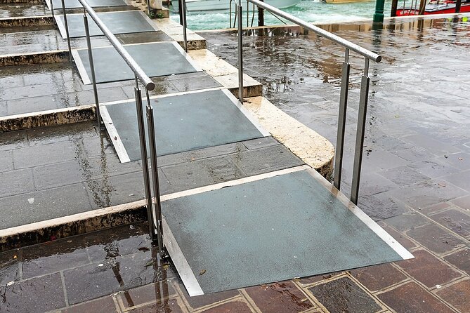 Venice Wheelchair-Accessible Private Tour - Exclusive Use of a Private Guide for Your Group