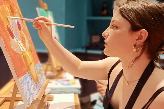 Vermouth-Art, paint and sip and Spanish Vermouth - How the Art and Vermouth Experience Unfolds in Barcelona