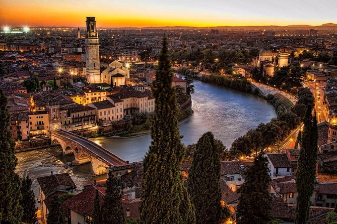 Verona and Lake Garda Day Trip from Milan - Exploring Verona’s Historic Heart