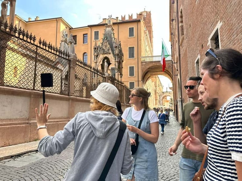 Verona: Street Food Tour and City Guided Sightseeing - Starting Point: From Verona’s Historic Arena to Juliet’s Balcony