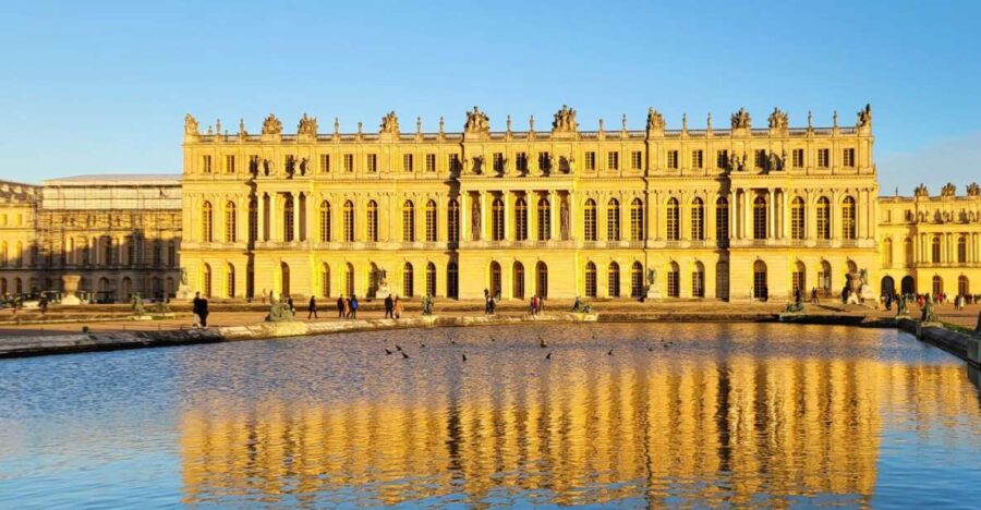 Versailles Palace & Marie-Antoinette's Estate Private tour - Enter Versailles Palace Quickly with Skip-the-Line Tickets