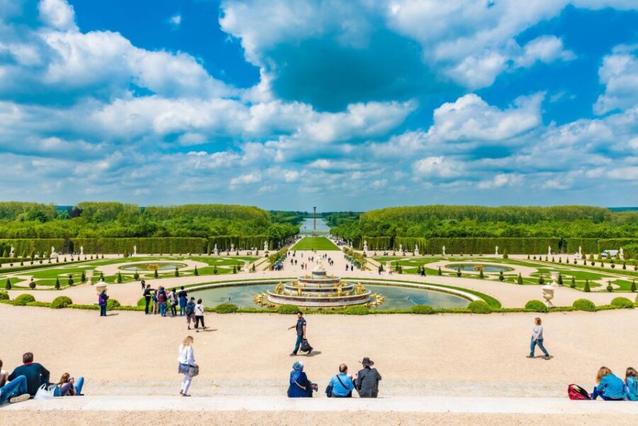 Versailles: Skip-the-Line Day Tour & Transfer from Paris - Explore the Majestic Palace of Versailles Inside and Out