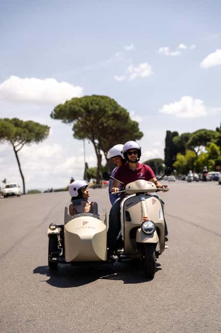 Vespa Sidecar Tour: Highlights of Rome - Starting Point at Largo Goldoni in Rome