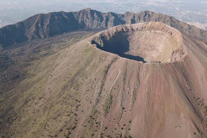 Vesuvio Gran cono + Wine Tasting & Lunch + Transfer from Naples - Discover Mount Vesuvius and Its Stunning Landscape