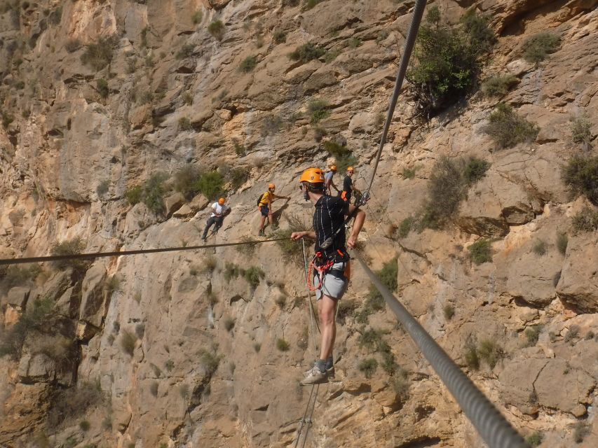 Vía ferrata Callosa K3 - The Location and Starting Point at Bar Domingo
