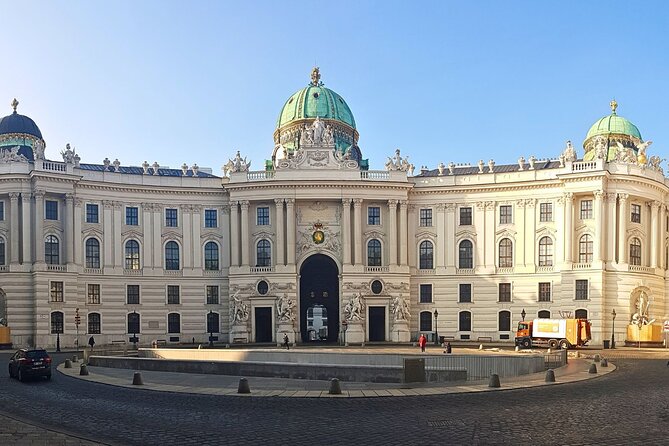 Vienna: Flex Ticket to Schonbrunn Palace, Sisi & Furniture Museum - Stepping into the World of Empress Sisi at the Hofburg