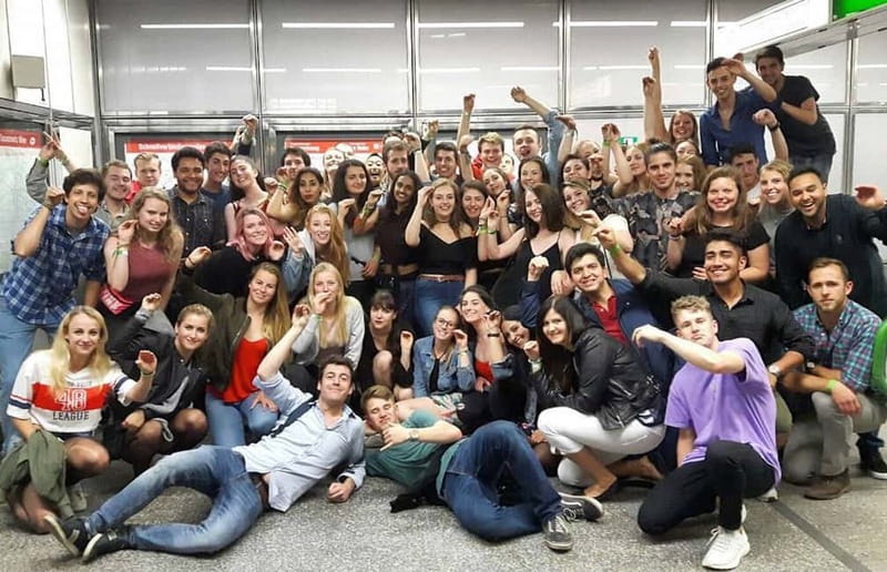 Vienna: Guided Pub Crawl with Club Entry - Meeting at the Historic Dick Macks Irish Pub in Vienna’s Old Town