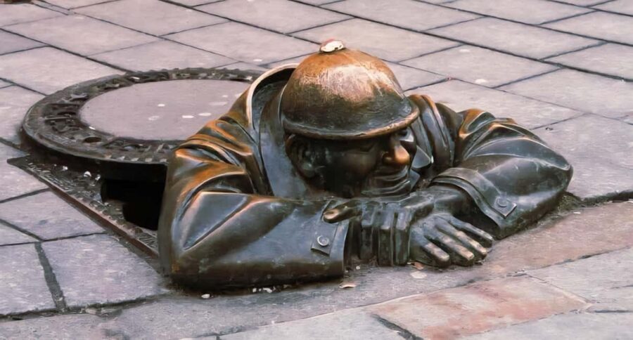 Vienna: Private tour to Bratislava - Private Vehicle Transfer with Personal Support