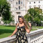 Vienna: Professional Photography Tour - Exploring Vienna’s Architectural Gems: State Opera, Karlskirche, and Fountain