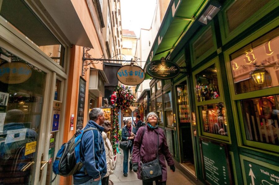 Vienna: Romantic Old Town 2-Hour Discovery Tour - Discovering the Roots at Hoher Markt and the Oldest Buildings