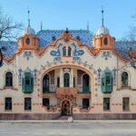 Vienna to Duborvnik or Split: Central Europe & Balkans Tour - From Gyr’s Baroque Streets to Budapest’s Danube Splendor