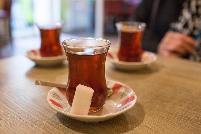 Vienna's Highlights: Food, Coffee and Market Walking Tour - Visiting St. Stephen’s Cathedral: Vienna’s Iconic Landmark