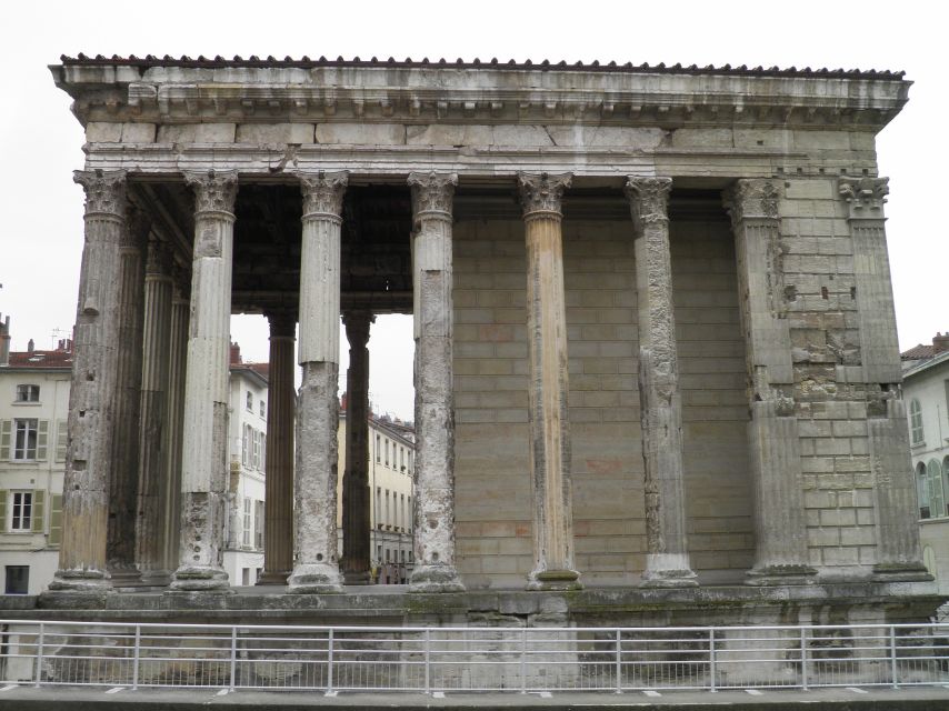 Vienne: Private Walking Tour with Guide - Starting at the Tourist Office of Vienne for a Personal Introduction